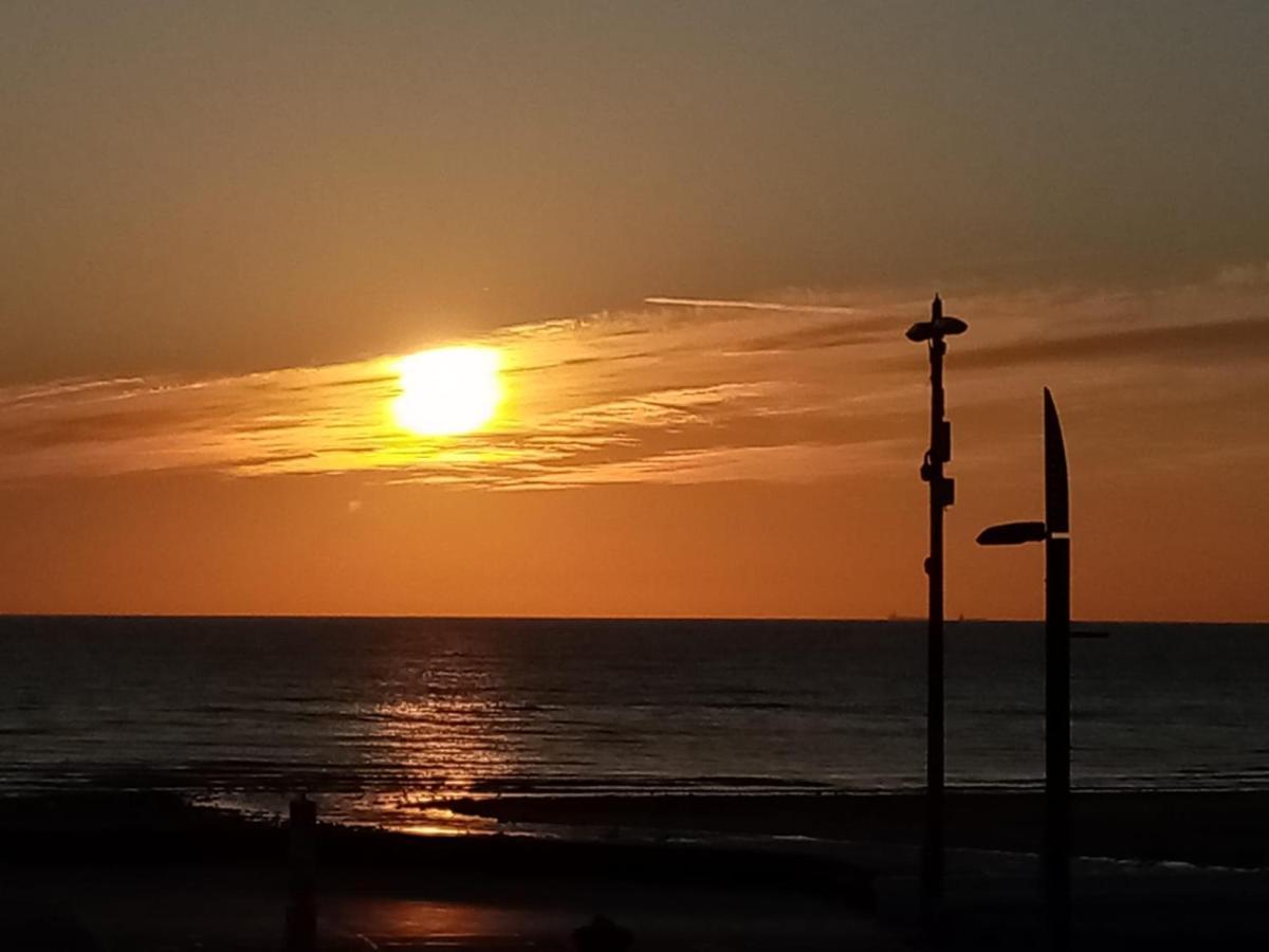 Appartement Wimereux "Les Pieds Dans L'Eau", Parking, Wifi Экстерьер фото